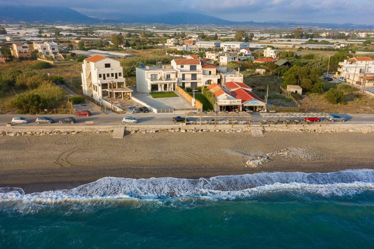 Coral Sea Apartment Kokkinos Pirgos Exteriör bild